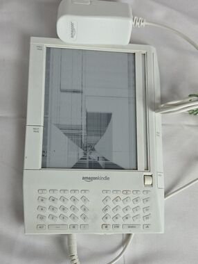 Amazon Kindle E-Reader Tablet — White